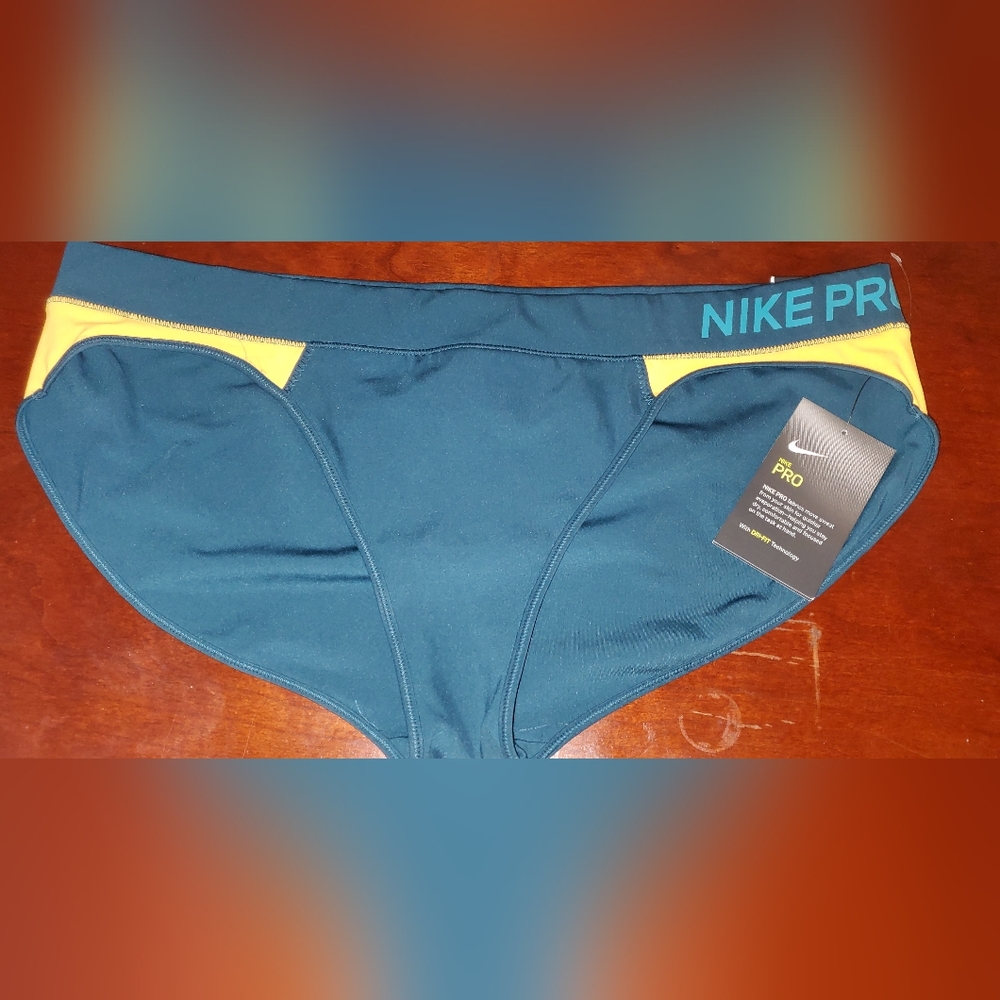Nike bathing suit bottoms